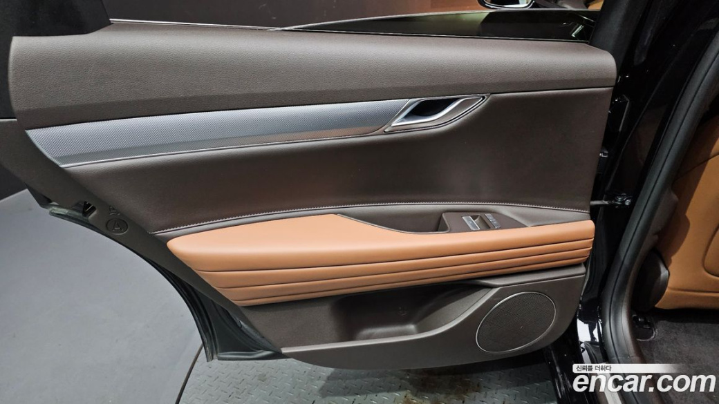 Genesis G80 Gasoline 2.5 Turbo AWD, 2024