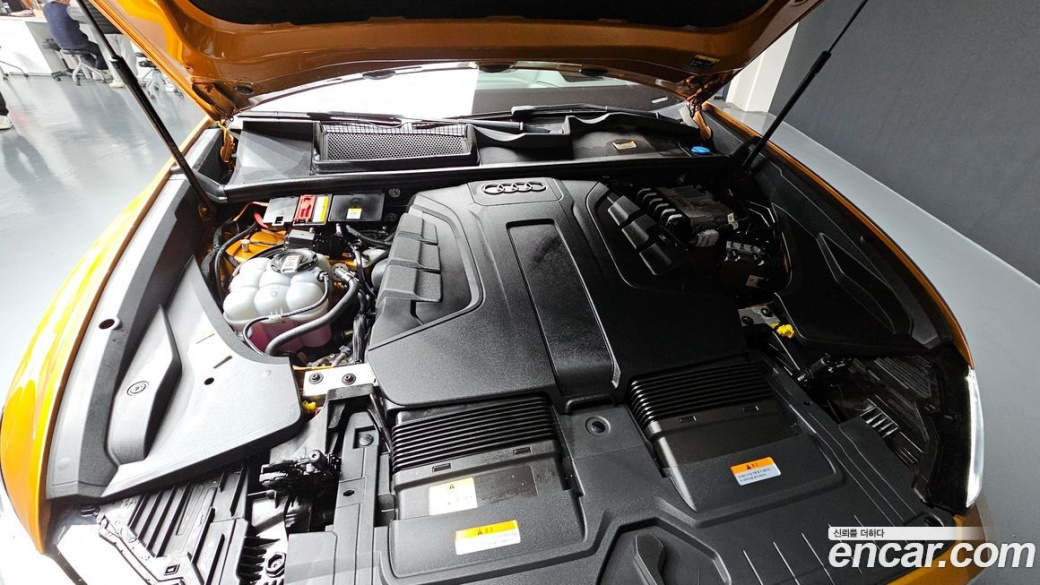 Audi Q8 45 TDI Quattro Premium, 2021