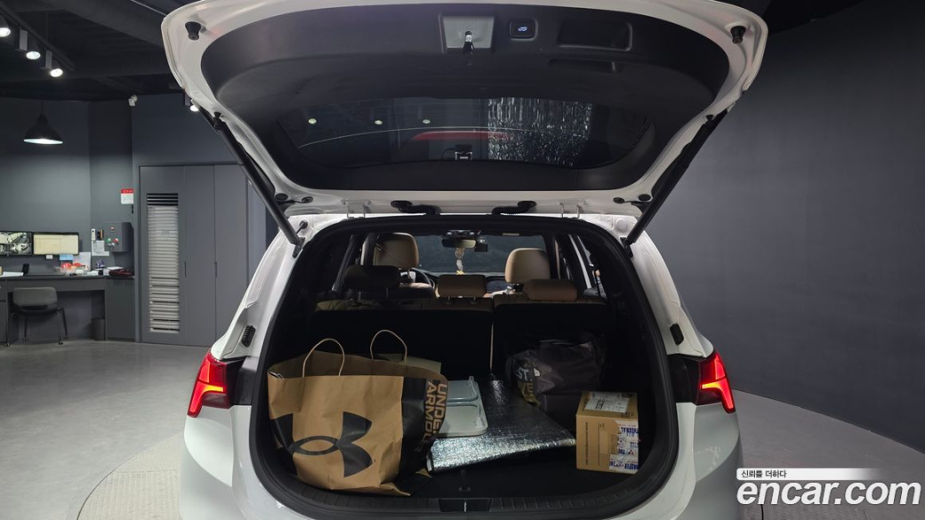 Hyundai Santafe Gasoline 2.5T 2WD, 2023
