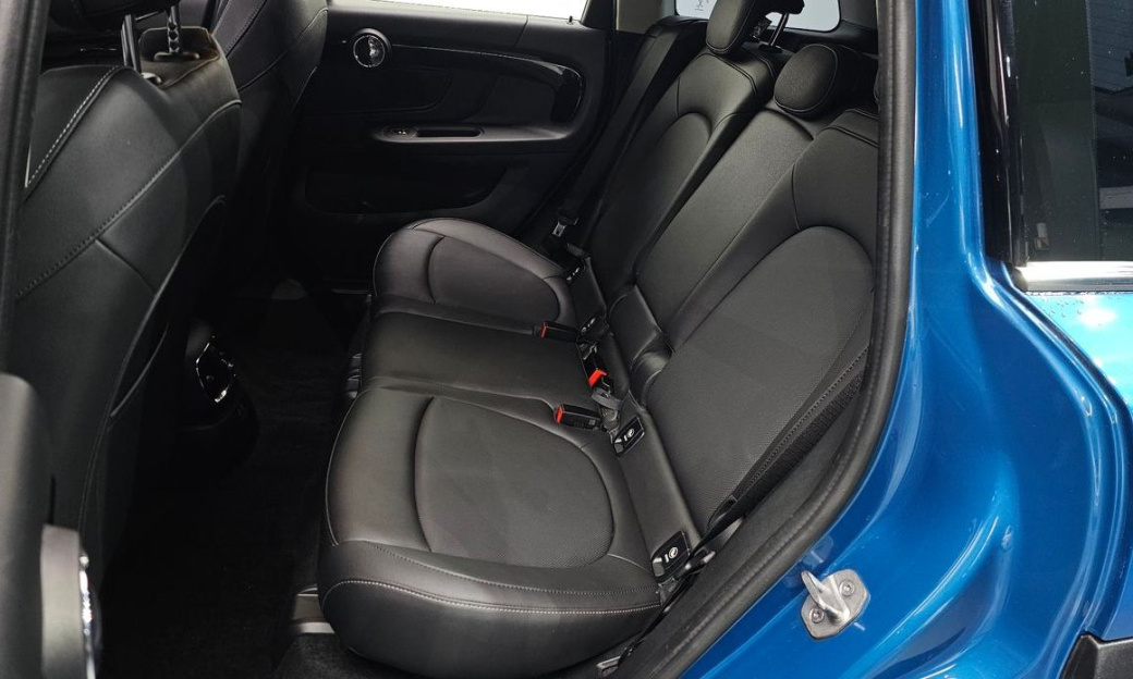 Mini Countryman Classic Plus Launch Pack, 2023