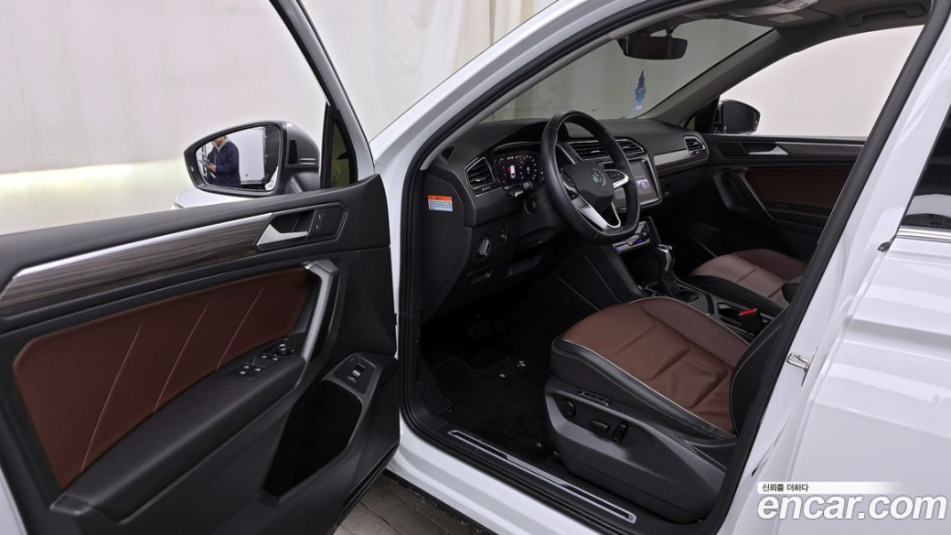 Volkswagen Tiguan 2.0 TSI Prestige, 2023