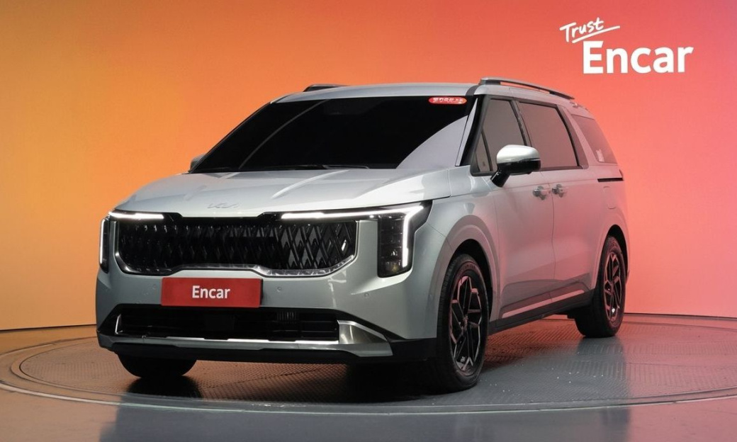 Kia Carnival 9-Seater Noblesse, 2025