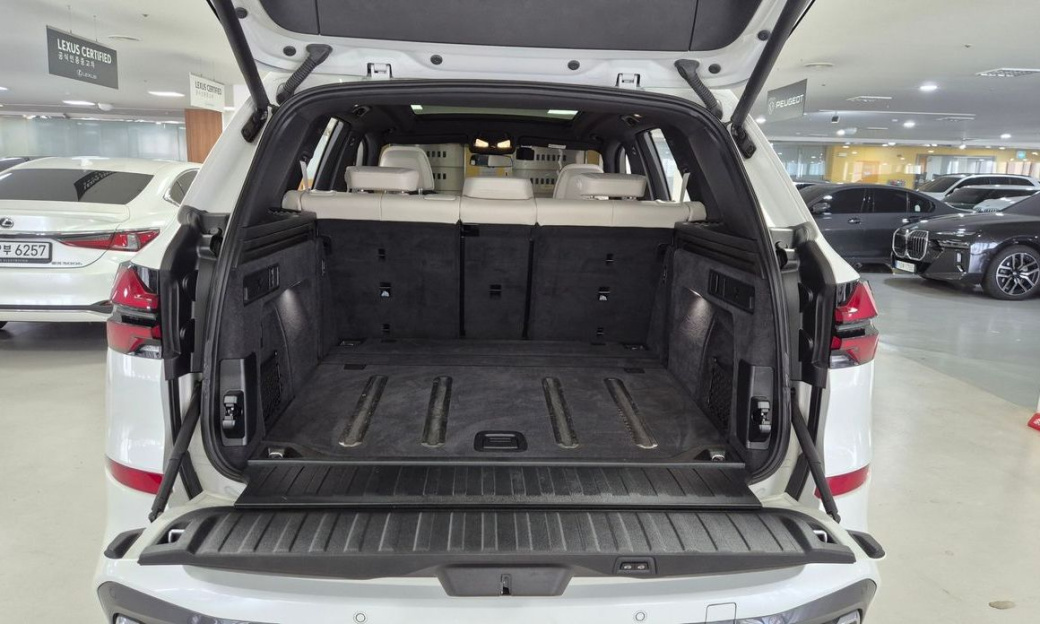 BMW X5 xDrive 30d M Sport, 2025