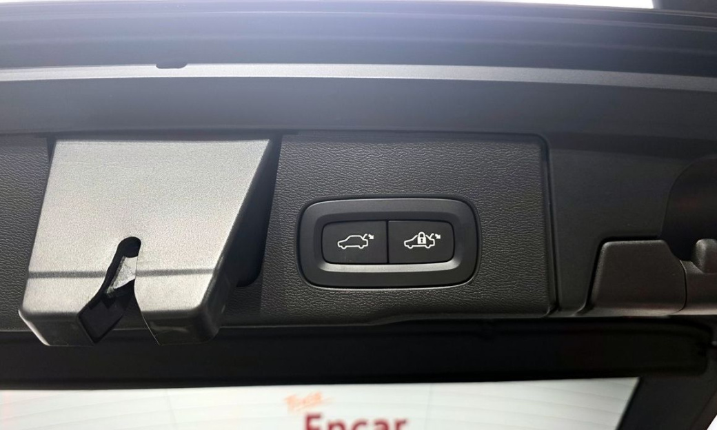 Volvo XC60 B5 Ultra Bright, 2025