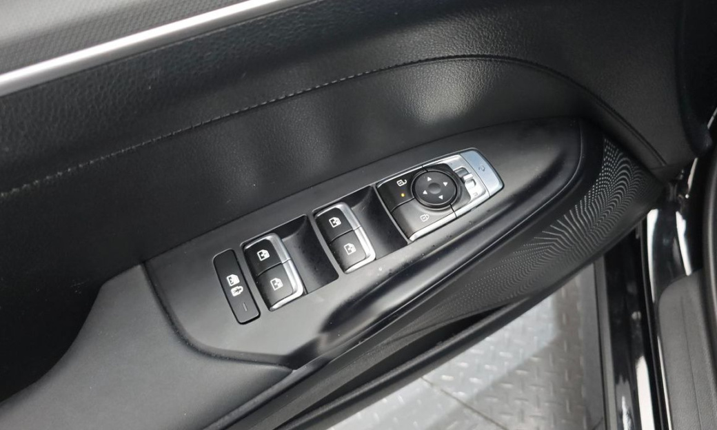 Kia K5 2.0, 2024