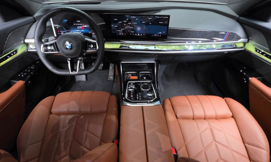BMW 7-Series 740i xDrive M Sport Limited, 2025