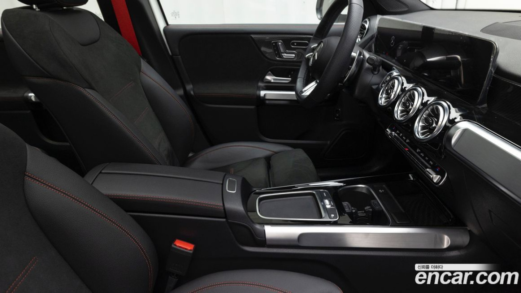 Mercedes-Benz GLB-Class AMG GLB35 4MATIC, 2025