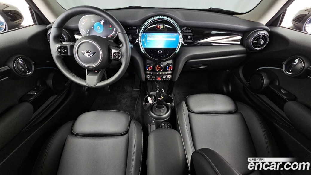 Mini Cooper  , 2024