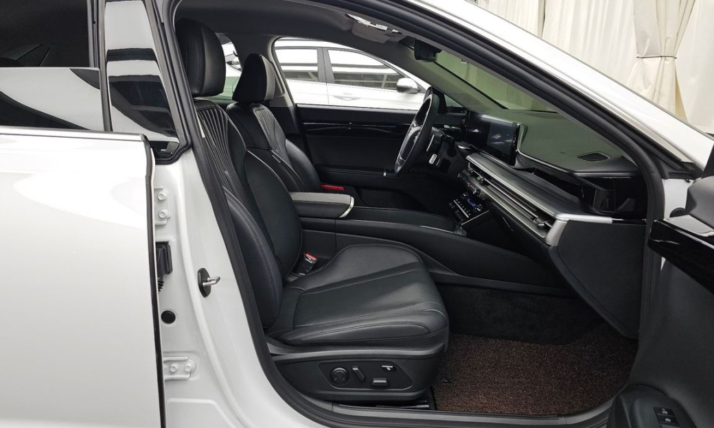 Hyundai Grandeur 2,5 Gasoline 2WD, 2024