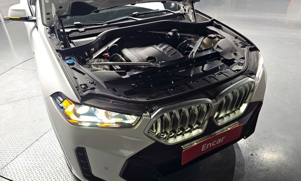 BMW X6 xDrive30d M Sport, 2024