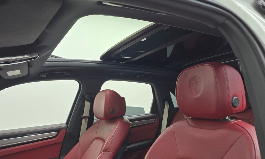 Porsche Cayenne 3.0 PLATINUM EDITION, 2023