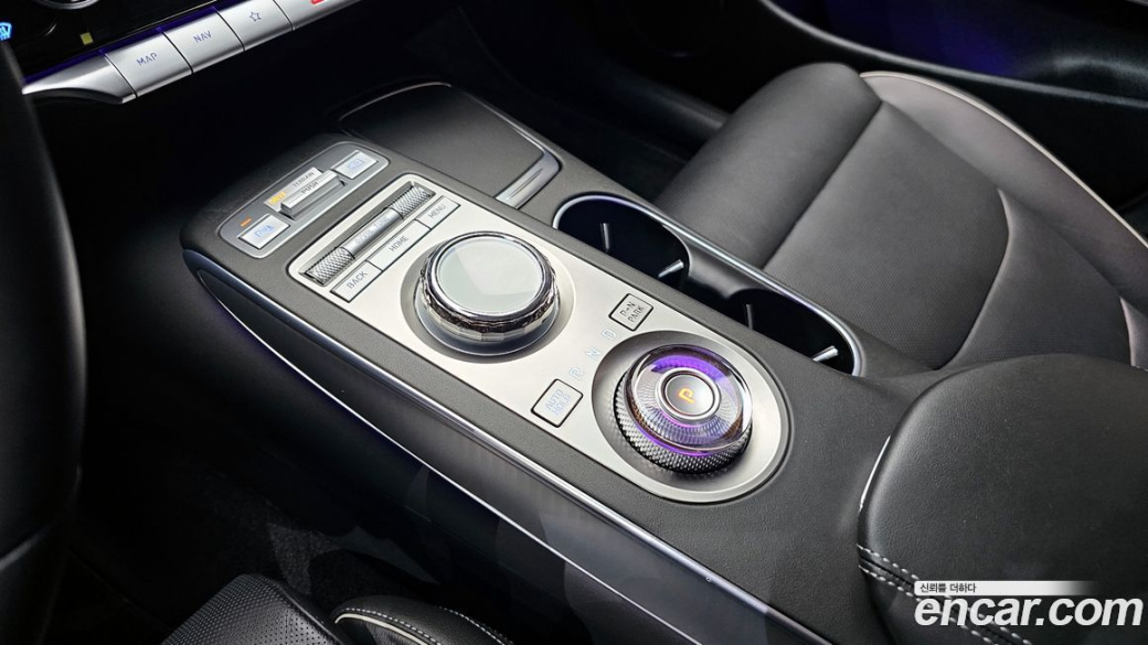 Genesis GV70 2.5T Gasoline AWD, 2024
