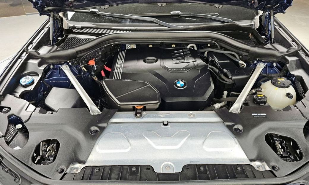 BMW X4 xDrive20i xLine, 2022