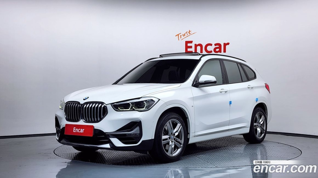 BMW X1 xDrive 20i M Sport, 2022