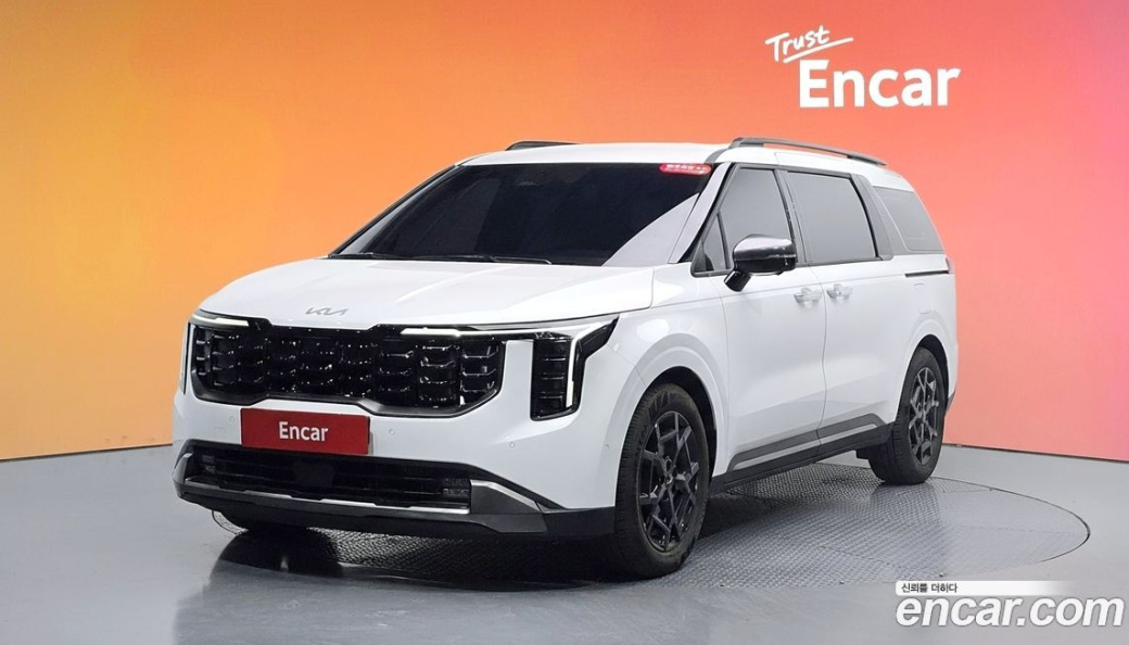 Kia Carnival 9-Seater Gravity, 2025