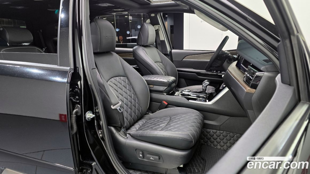 Kia Mohave Diesel 3.0 4WD 6-Seater, 2022