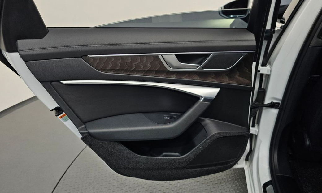 Audi A6 40 TDI Premium, 2022