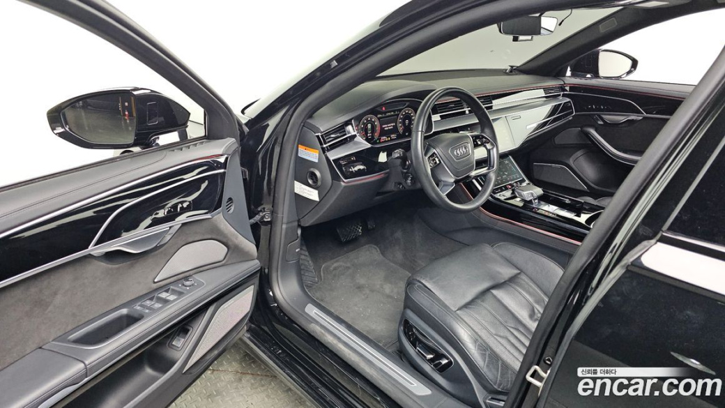 Audi A8 55 TFSI Quattro LWB, 2021