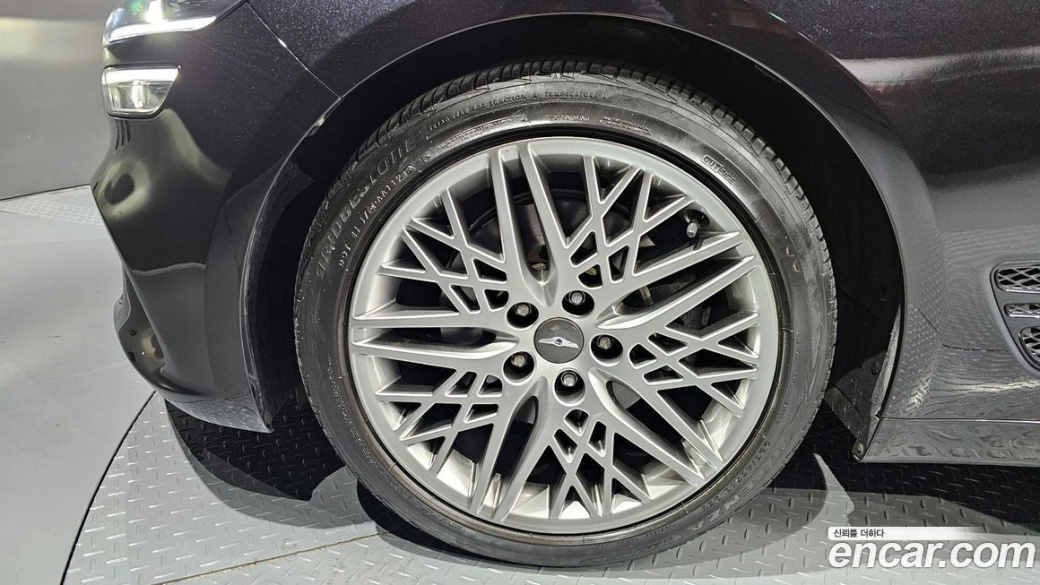 Genesis G70 Gasoline 2.0T 2WD, 2021
