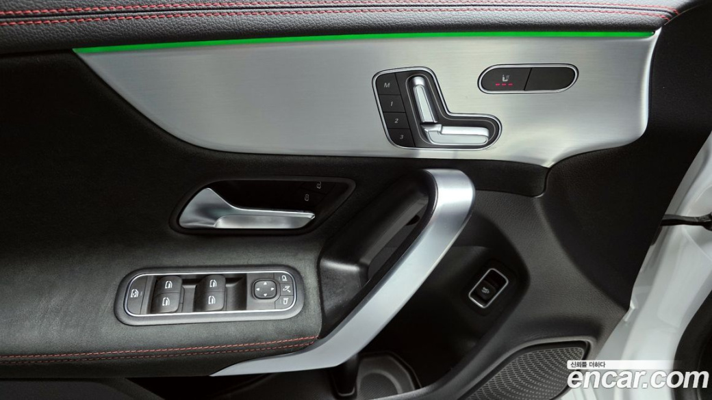 Mercedes-Benz CLA-Class CLA250 4MATIC, 2023