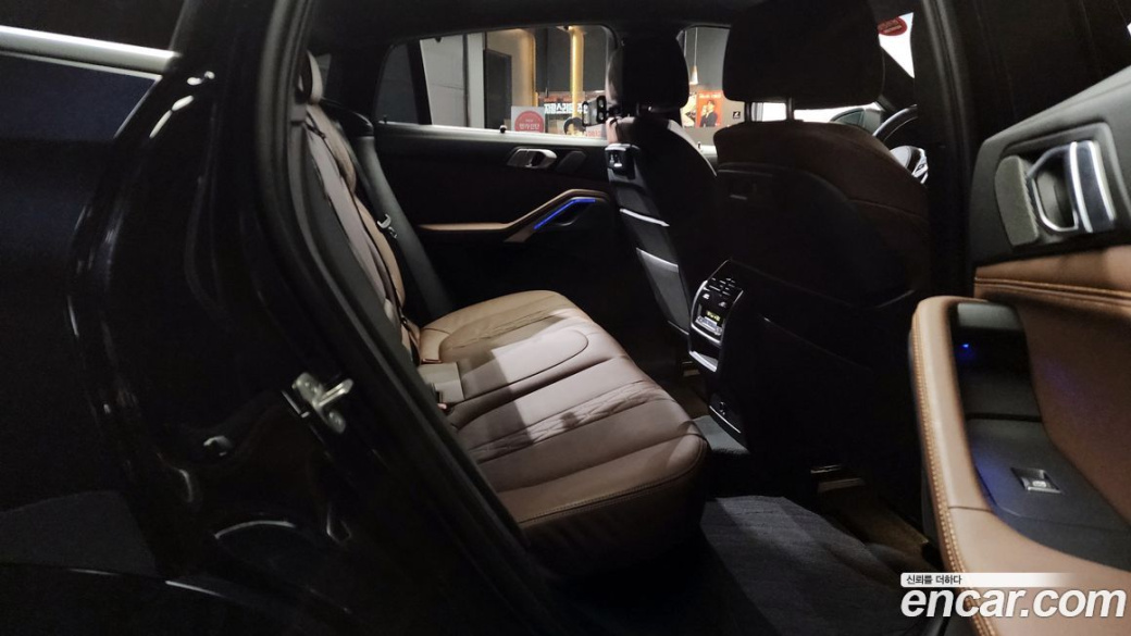 BMW X6 xDrive40i M Sport, 2023