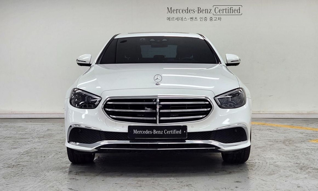 Mercedes-Benz E-Class E350 4MATIC Exclusive, 2023
