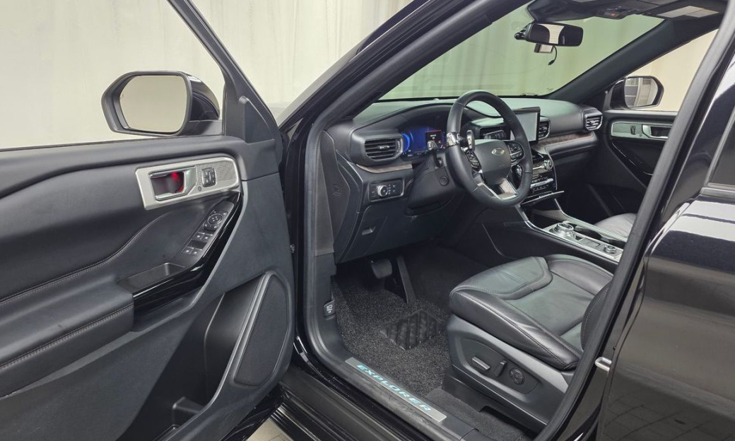 Ford Explorer 3.0 Platinum 4WD, 2022