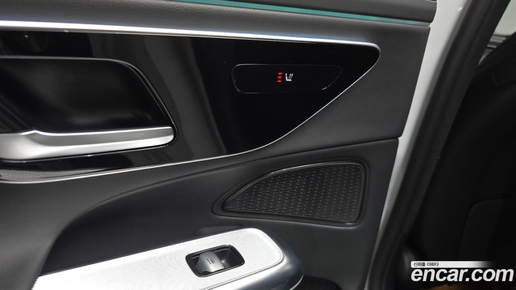 Mercedes-Benz E-Class E220d 4MATIC Exclusive, 2024