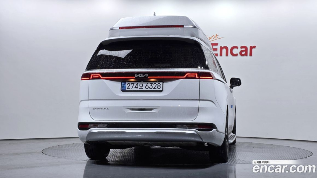 Kia Carnival 9-Seater Hi-Limousine, 2022