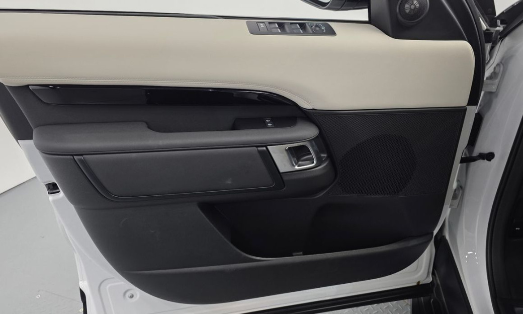 Land Rover Discovery D250 S, 2024