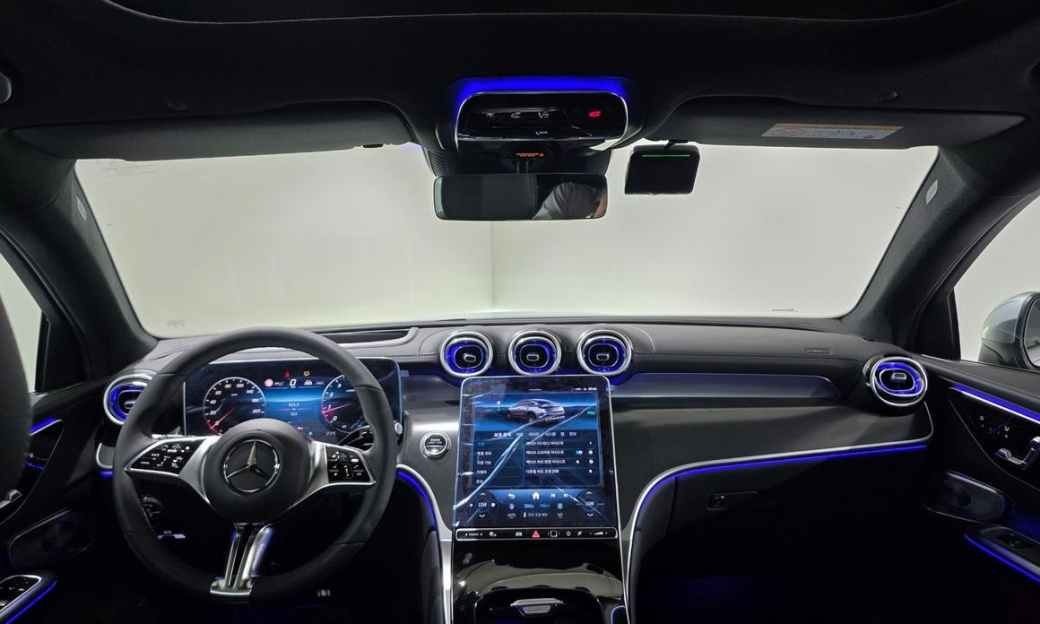 Mercedes-Benz GLC-Class GLC300 4MATIC Coupe, 2026