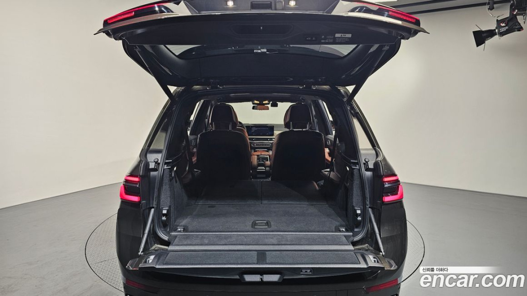 BMW X7 xDrive 40i Design Pure Excellence 6-Seater, 2023