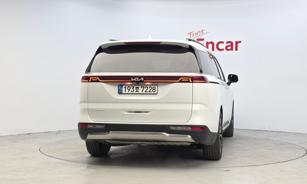 Kia Carnival 9-Seater Noblesse, 2023