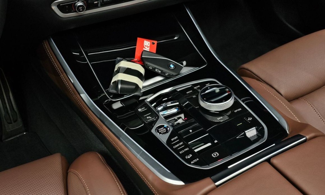 BMW X5 xDrive 40i M Sport, 2025