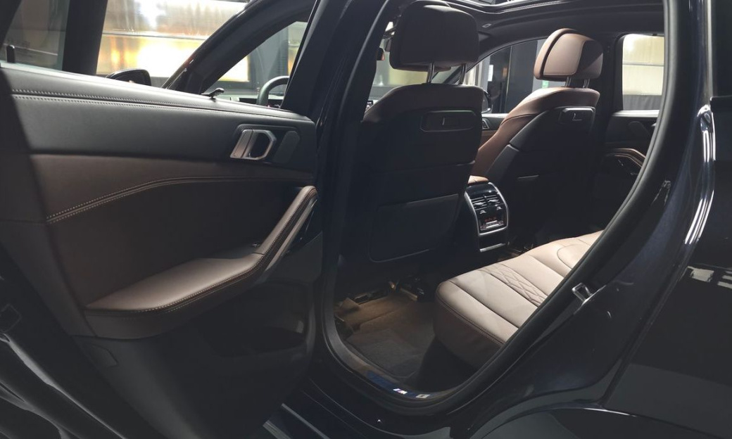 BMW X6 xDrive40i M Sport, 2025