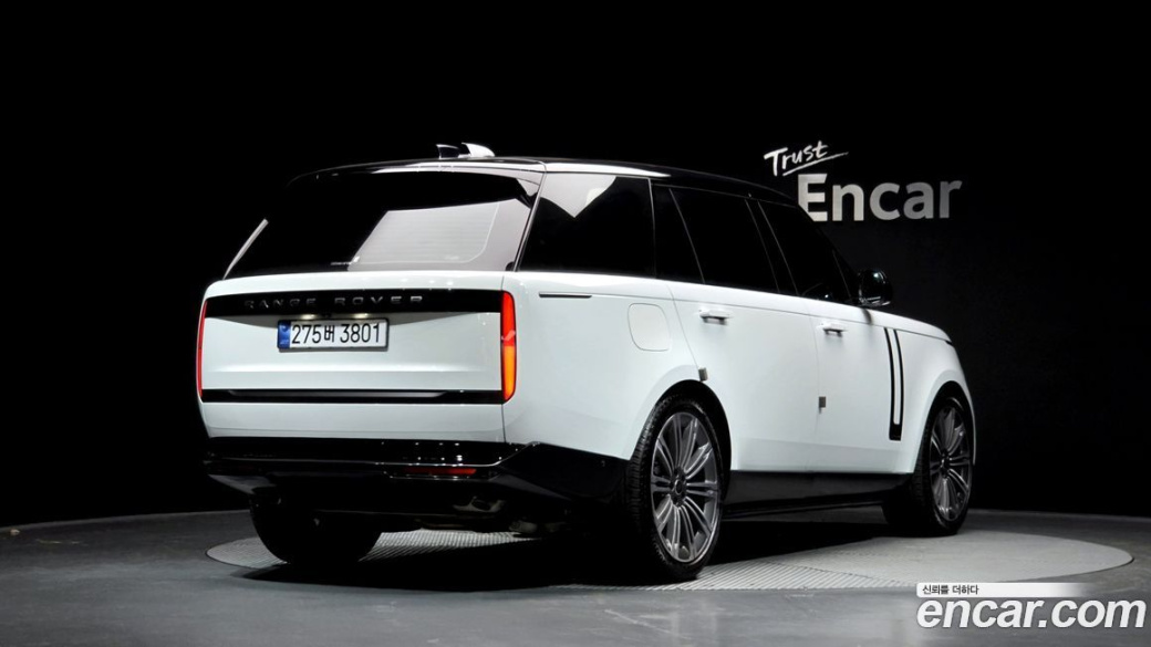 Land Rover Range Rover P530 Autobiography Long Wheel Base, 2025