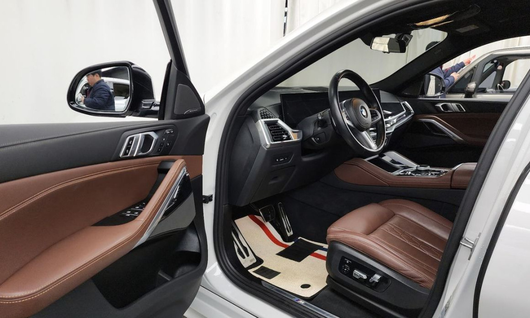 BMW X6 xDrive40i M Sport, 2024