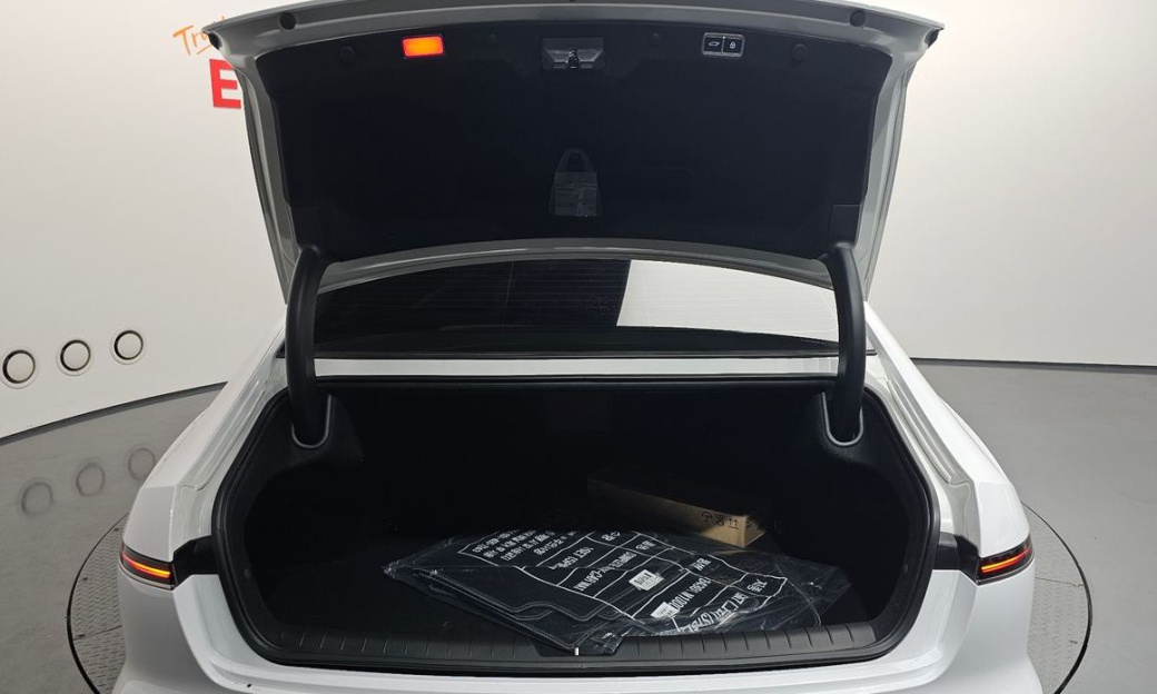 Hyundai Grandeur 2,5 Gasoline 2WD, 2025