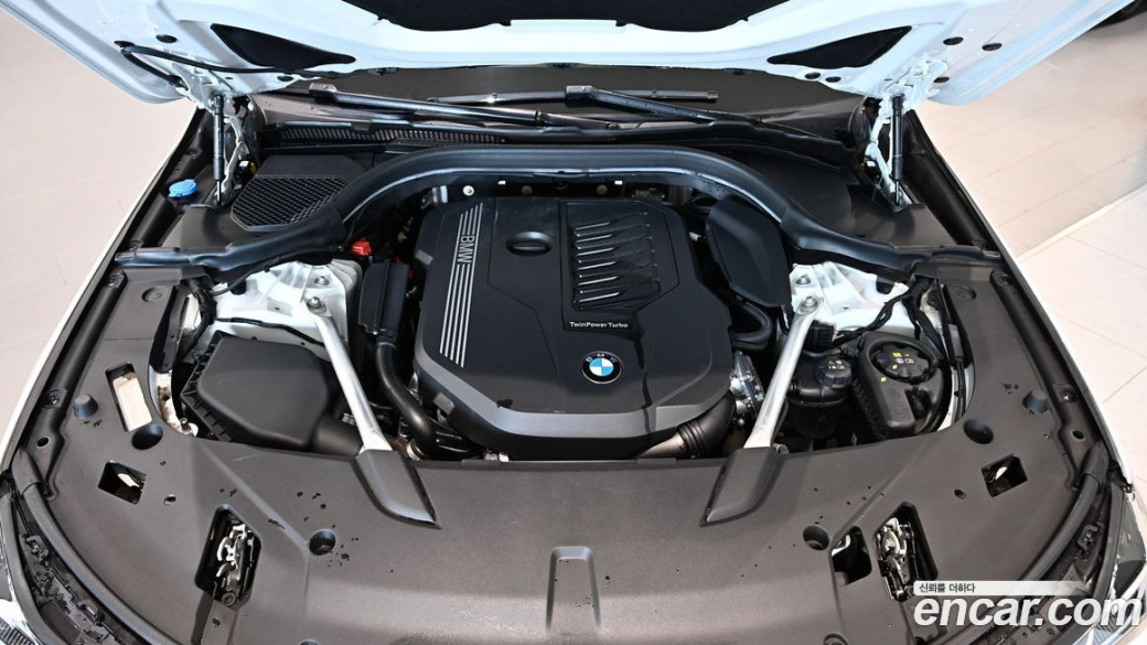 BMW Gran Turismo 630i xDrive Luxury, 2023