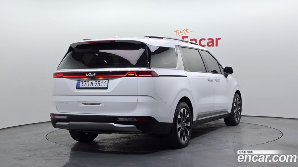Kia Carnival 9-Seater Noblesse, 2023