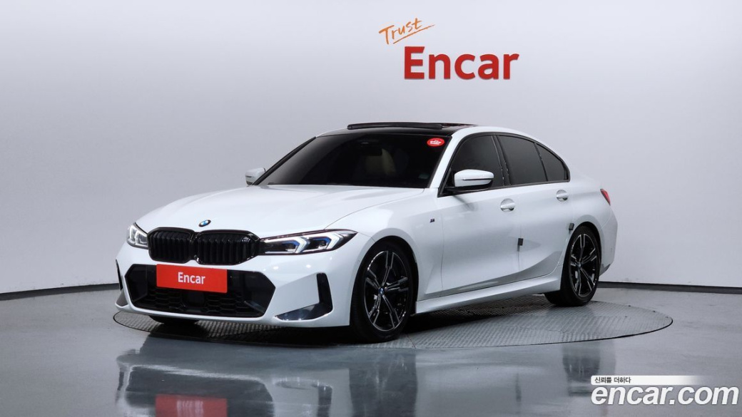 BMW 3-Series 320i M Sport, 2023