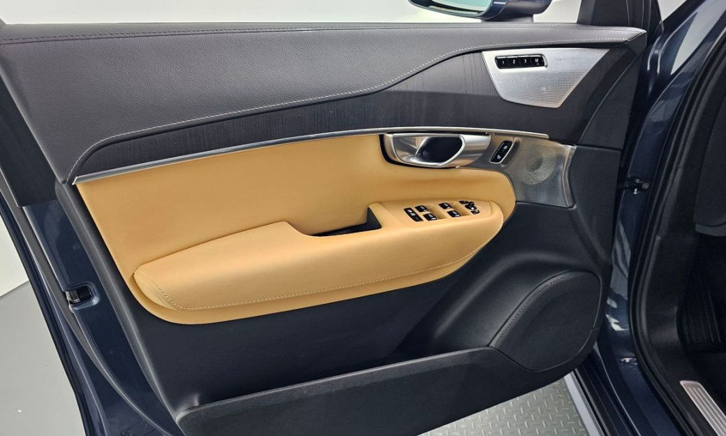 Volvo XC90 B6 Ultimate Bright, 2024