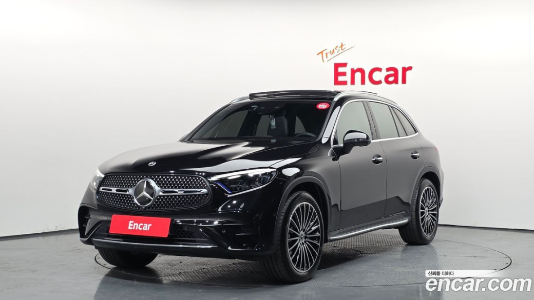 Mercedes-Benz GLC-Class GLC300 4MATIC AMG Line, 2023