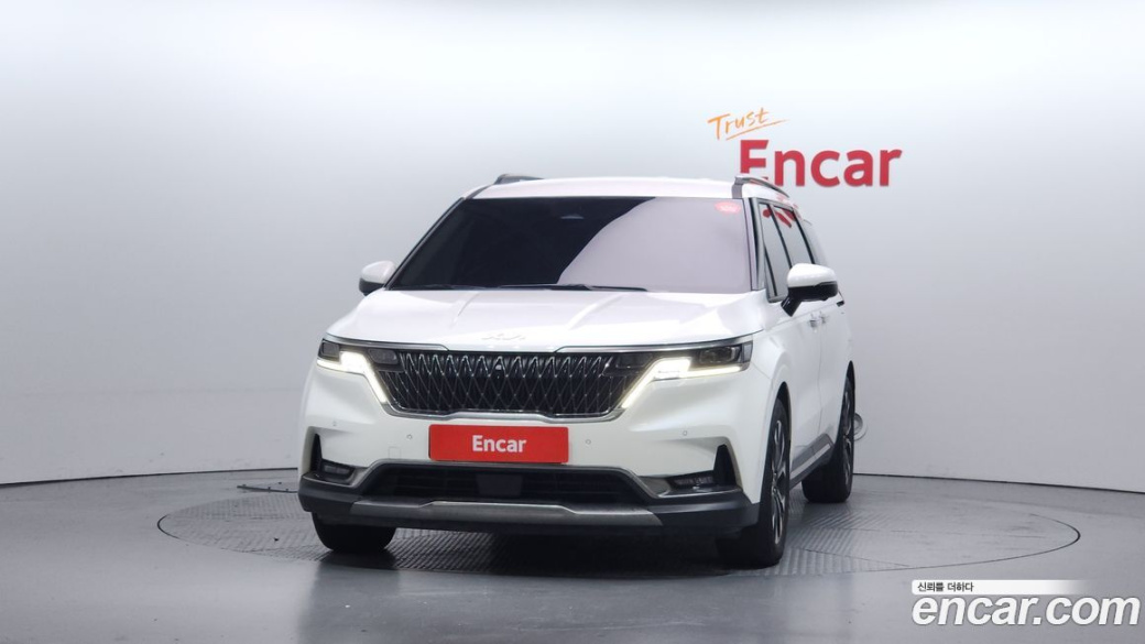 Kia Carnival 9-Seater Signature, 2023