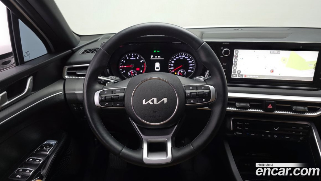 Kia K5 2.0, 2023