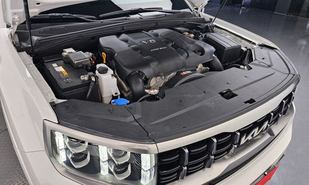 Kia Mohave Diesel 3.0 4WD 6-Seater, 2022