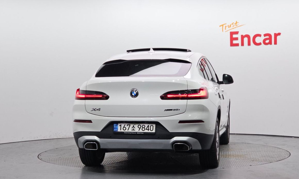 BMW X4 xDrive20i xLine, 2022