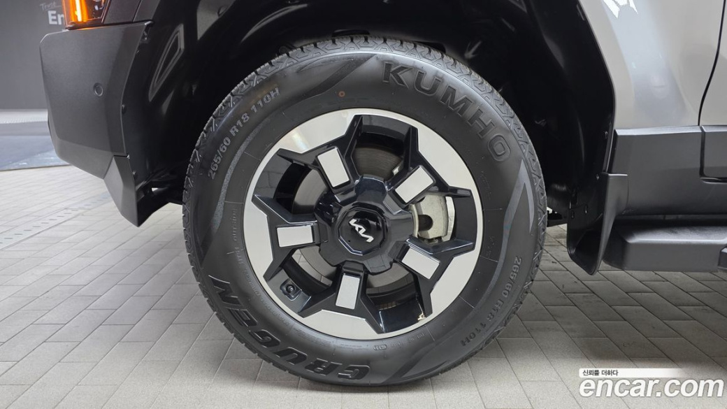 Kia Tasman 2.5T Gasoline 4WD, 2026