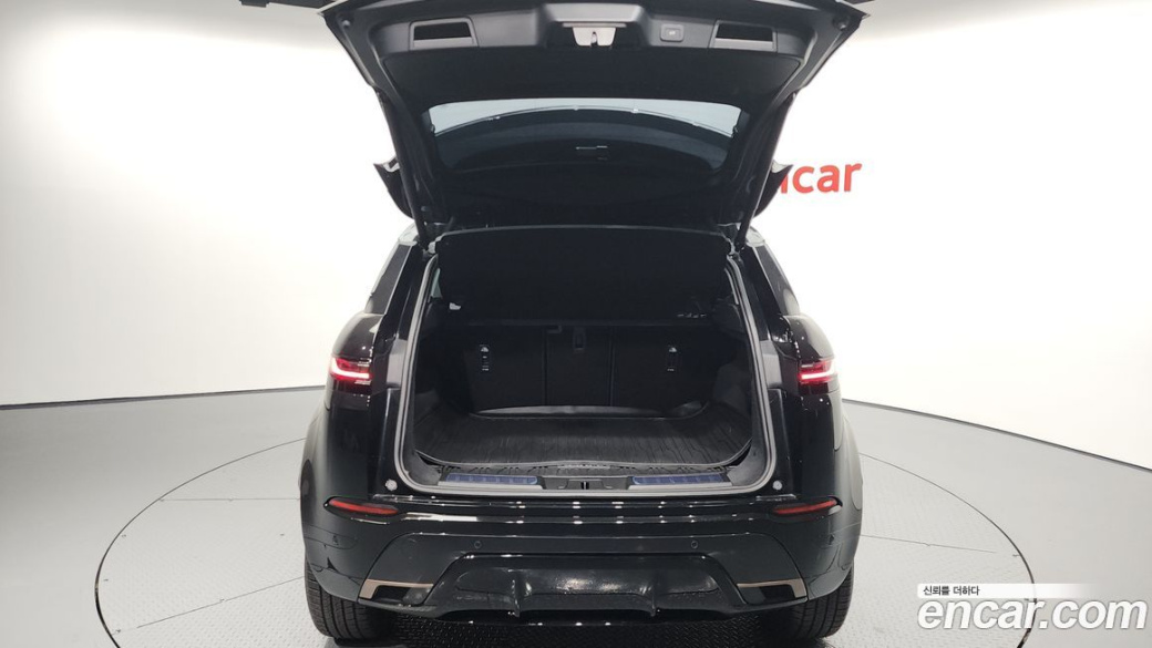 Land Rover Range Rover Evoque P250 Dynamic SE, 2024