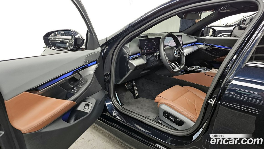 BMW 5-Series 530i xDrive M Sport, 2024